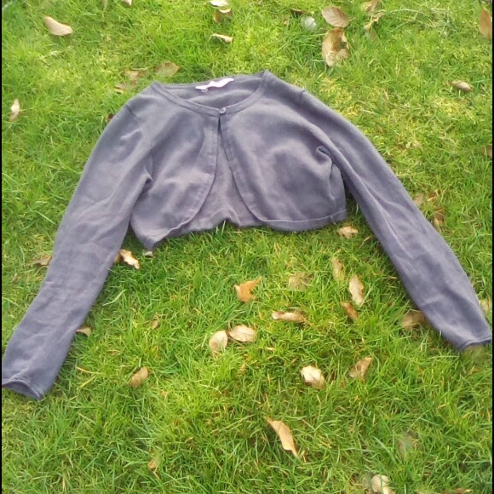 H&M Shrug sweater crop